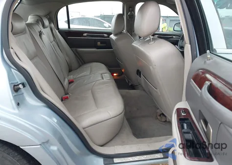 2006 Lincoln Town Car Designer Series из США, поврежденный, VIN 1LNHM83V56Y633192